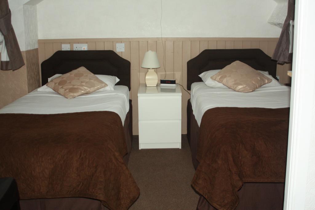ساوثبورت Andora Guest House الغرفة الصورة